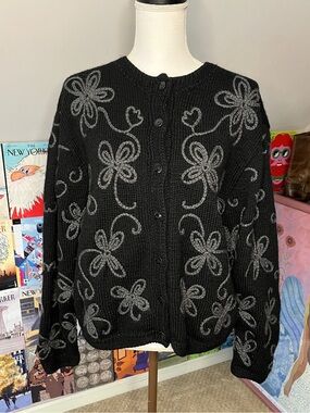 VTG South Wool 100% Virgin Wool Black Button-Front Cardigan